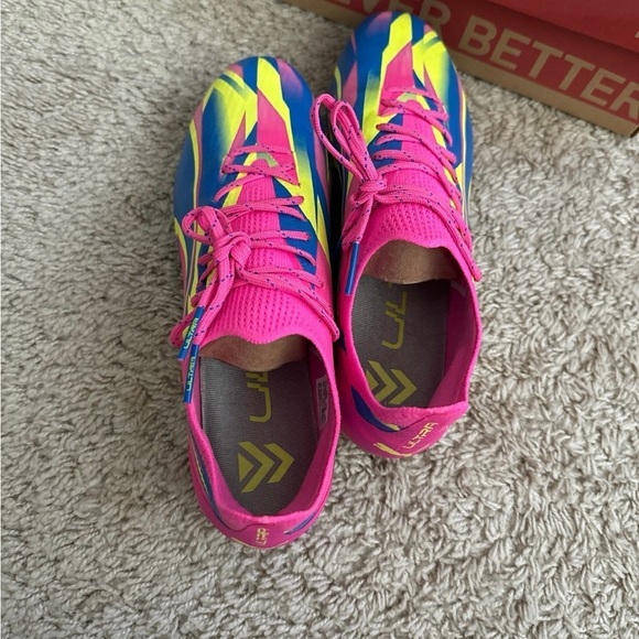 Puma Ultra Ultimate Electric Pack - Picture 3 of 3